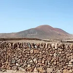 Feriehus Casa Al Volcan De Lajares